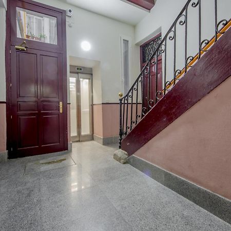 New Apt De 7Pax En El Corazon De Malasana Apartment Madrid Bagian luar foto