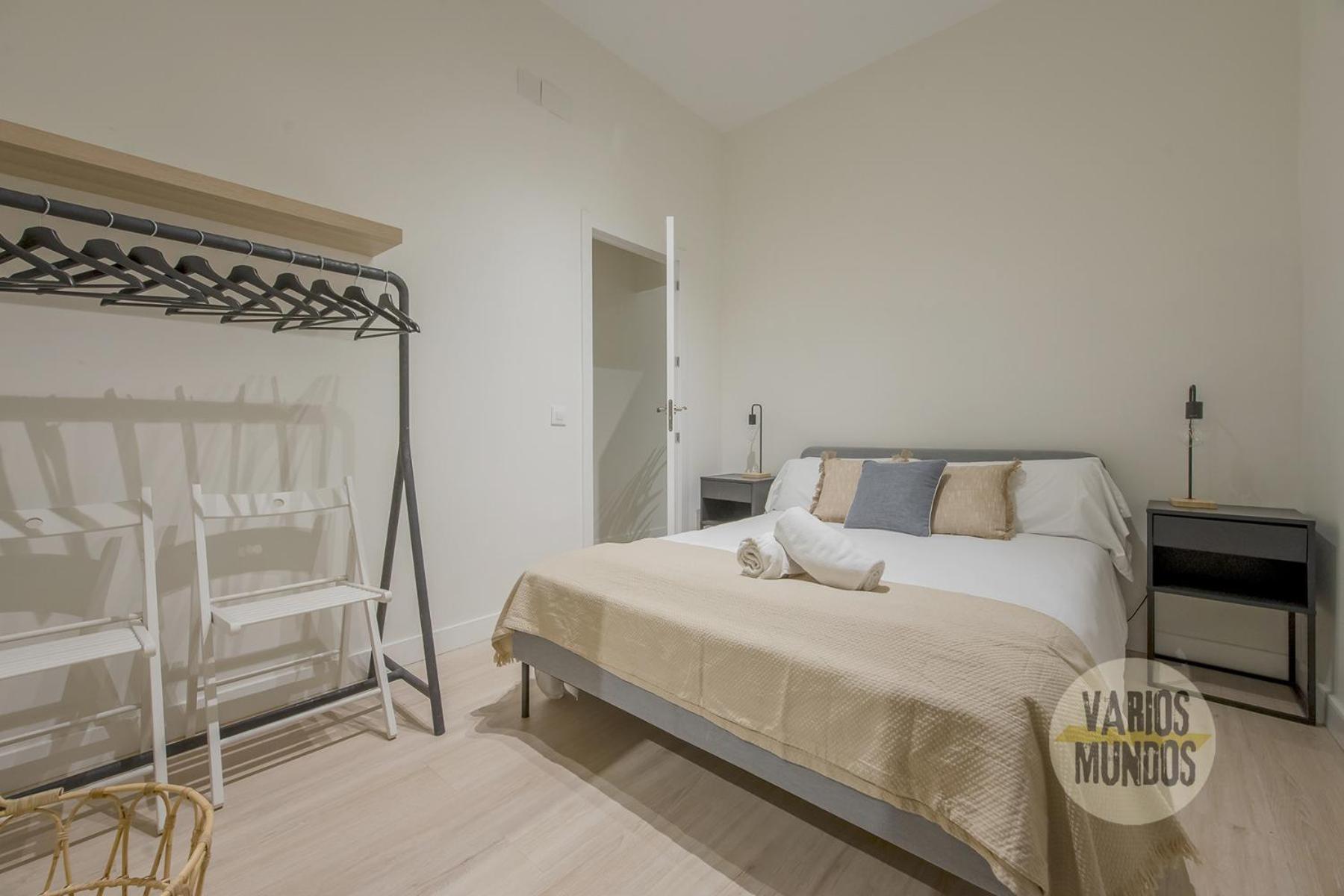 New Apt De 7Pax En El Corazon De Malasana Apartment Madrid Bagian luar foto