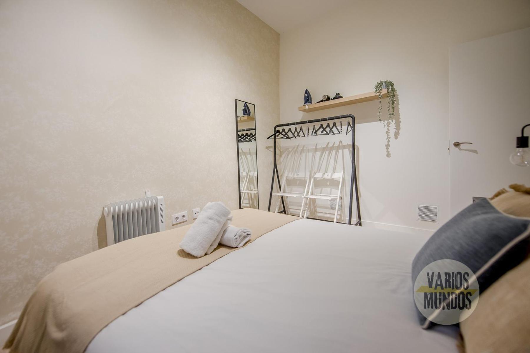 New Apt De 7Pax En El Corazon De Malasana Apartment Madrid Bagian luar foto